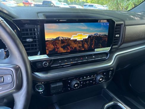 Certified 2026 Chevrolet Silverado 1500 High Country w/ High Country Premium Package AWD/4WD image 25