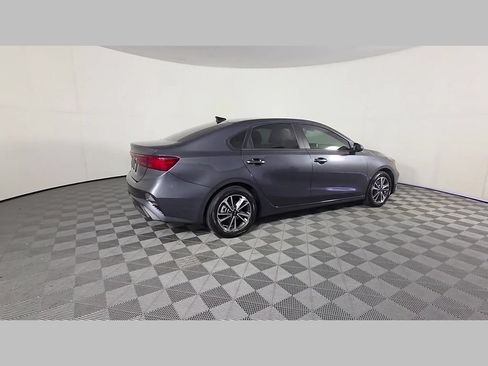 Used 2024 Kia Forte LXS FWD image 39