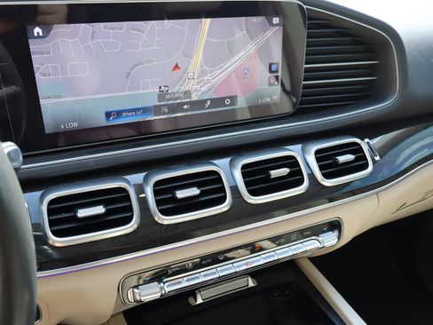 Used 2020 Mercedes-Benz GLE 350 image 7