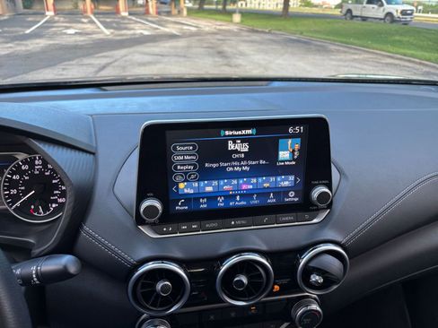 Used 2025 Nissan Sentra SV FWD image 17