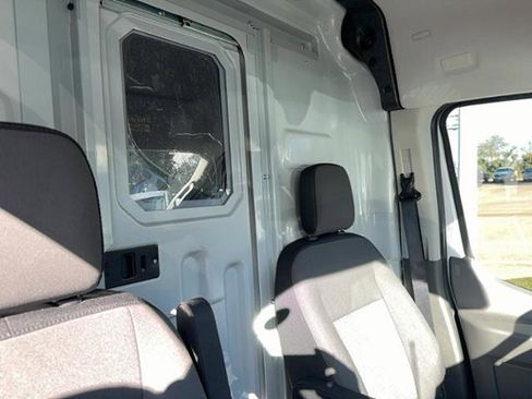 New 2026 Ford Transit 250 148 Medium Roof image 15