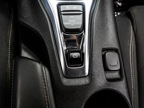 Used 2021 Chevrolet Camaro LT w/ Technology Package image 19