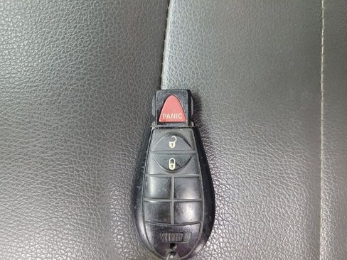 Used 2017 RAM 1500 Tradesman image 32