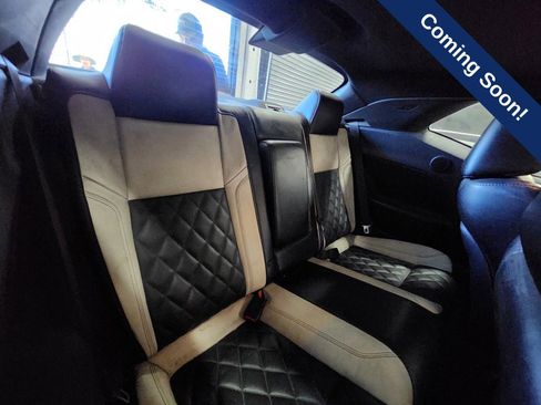 Used 2016 Dodge Challenger R/T Plus image 21