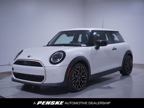 Used 2025 MINI Cooper S image 1