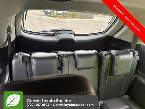 Used 2017 Toyota Highlander SE AWD/4WD image 7