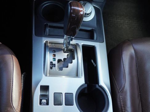 Used 2019 Toyota 4Runner Limited image 27