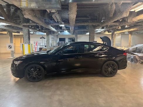 Certified 2022 Acura TLX Technology Package image 9