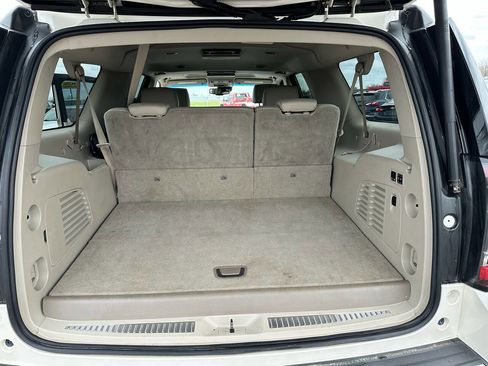 Used 2015 GMC Yukon XL Denali w/ Premium Package image 18