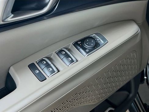 New 2026 Kia Carnival LXS image 18