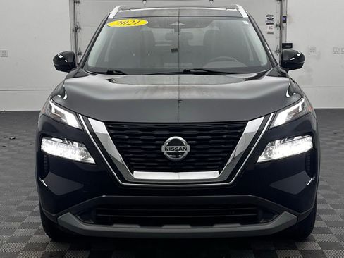 Used 2021 Nissan Rogue SV w/ Premium Package image 9