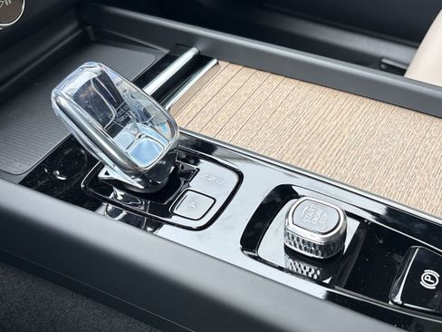 New 2026 Volvo XC60 T8 Plus w/ Climate Package image 24