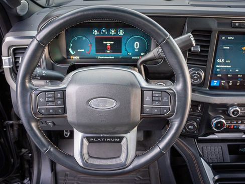 Used 2023 Ford F350 Platinum image 17