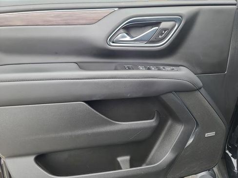 Used 2023 Chevrolet Tahoe Z71 w/ Z71 Off-Road Package image 15