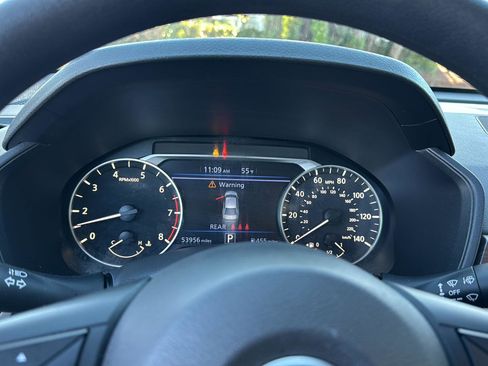 Used 2024 Nissan Altima 2.5 SV image 20