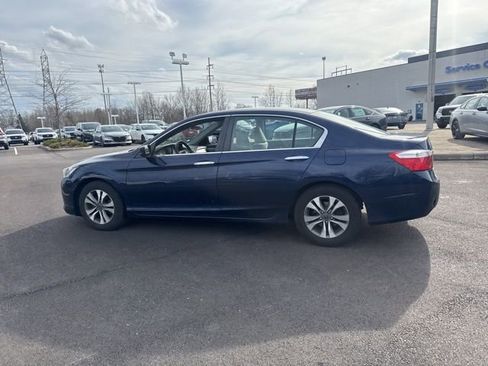 Used 2015 Honda Accord LX image 11