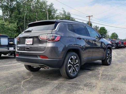 Used 2022 Jeep Compass Limited AWD/4WD image 7