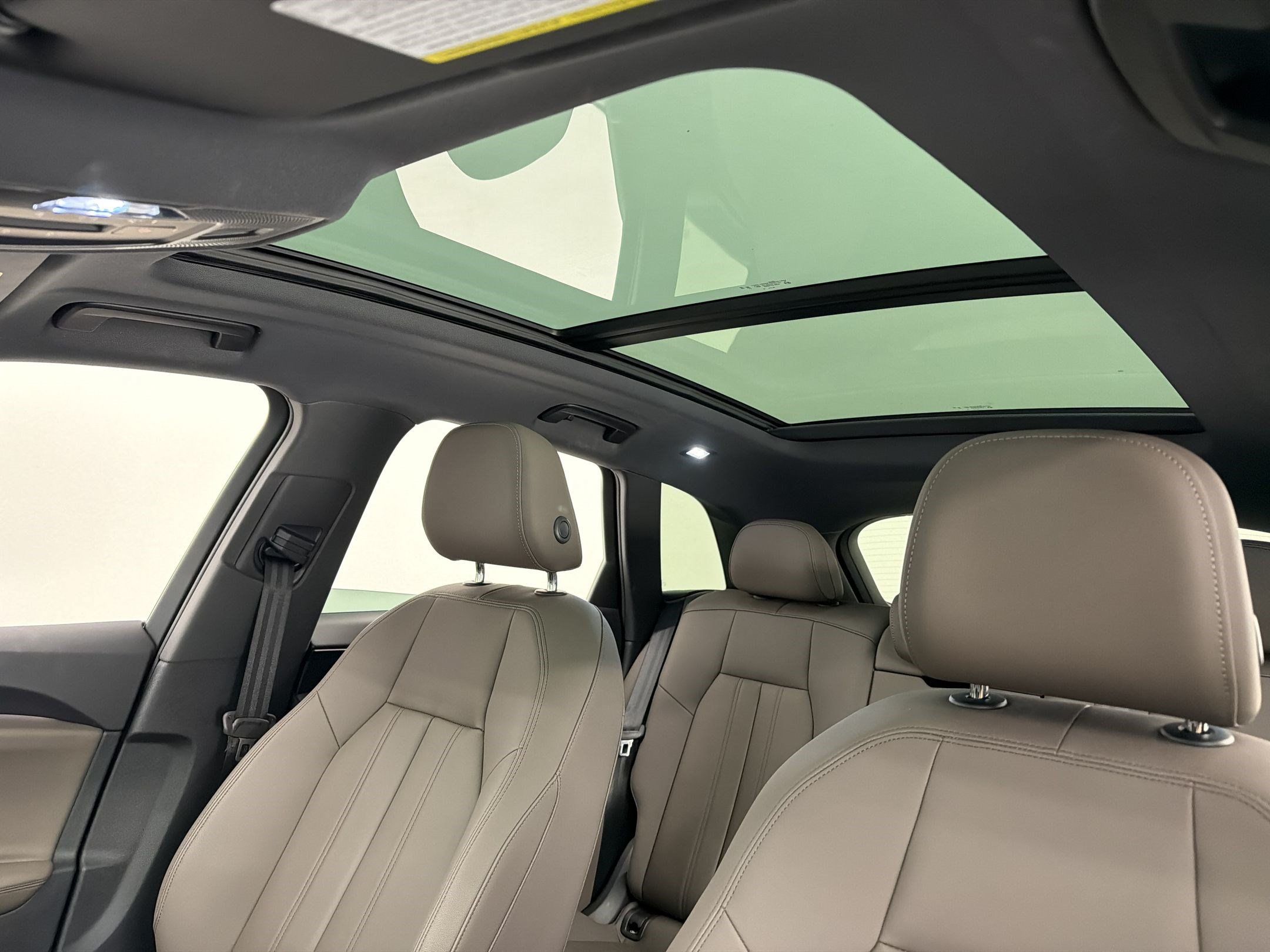 Certified 2025 Audi Q5 Premium w/ Convenience Package AWD/4WD image 24