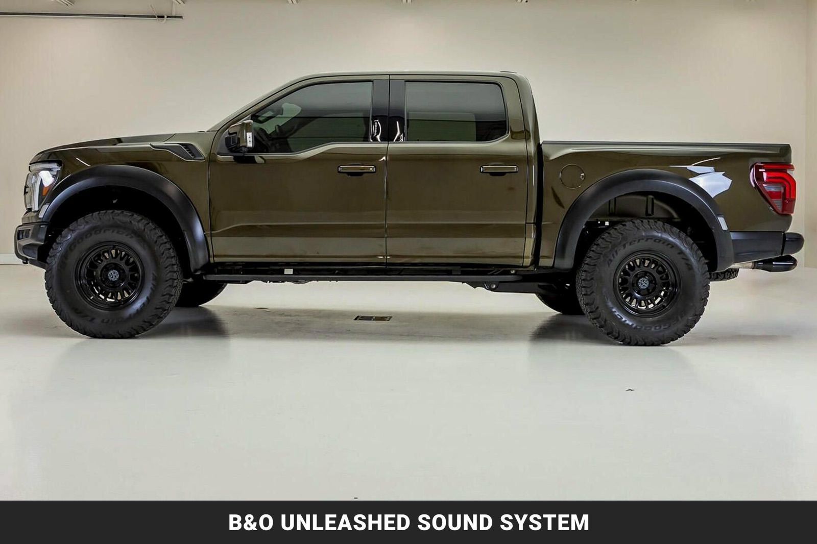 Used 2024 Ford F150 Raptor w/ Equipment Group 803A Raptor R AWD/4WD image 6