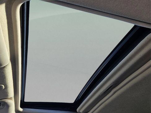 Used 2014 Nissan Juke SL image 22