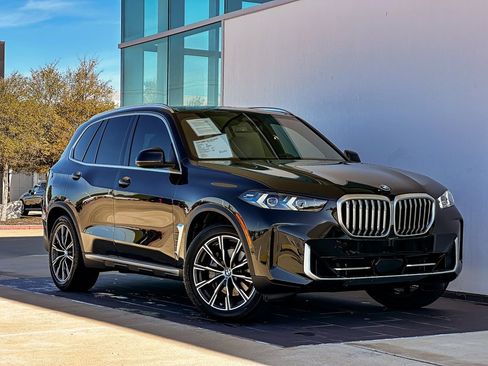 New 2025 BMW X5 sDrive40i w/ Climate Comfort Package image 1