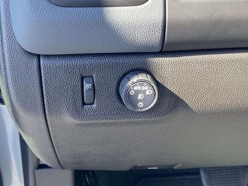 Used 2022 Chevrolet Colorado Z71 image 17