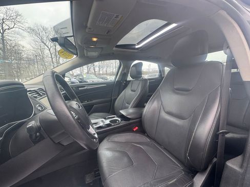 Used 2014 Ford Fusion Titanium image 34