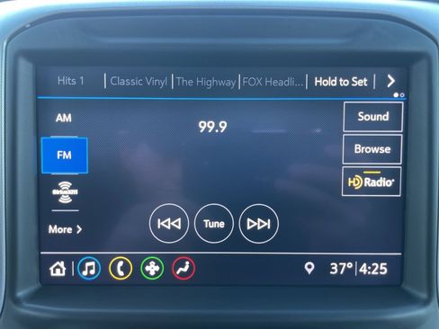 Used 2019 GMC Sierra 1500 SLT w/ SLT Premium Package image 17