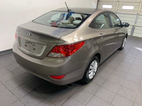 Used 2013 Hyundai Accent GLS image 3