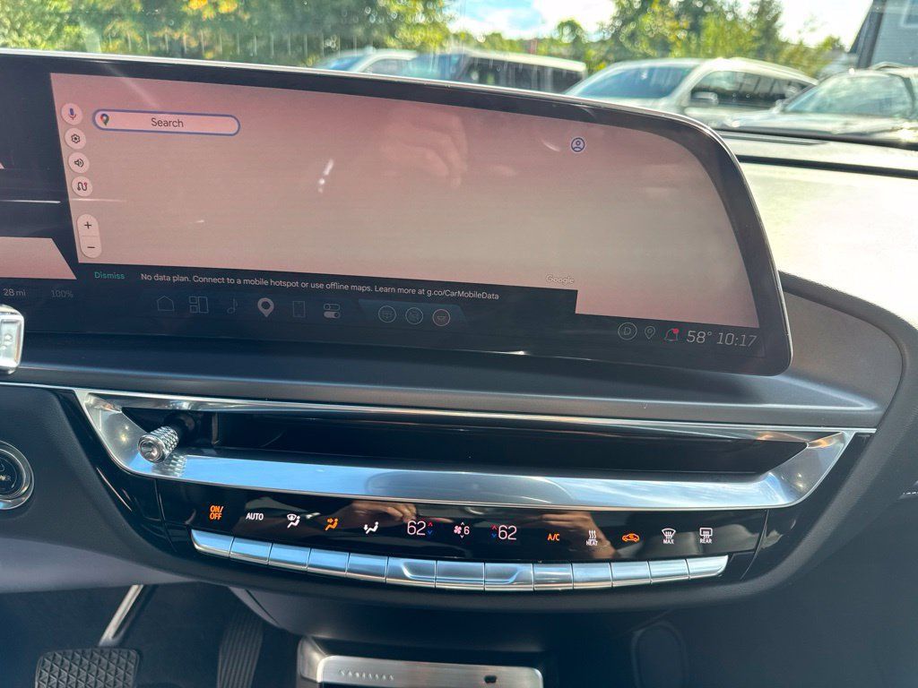 Used 2024 Cadillac Lyriq Tech w/ Driver Assist Package AWD/4WD image 29