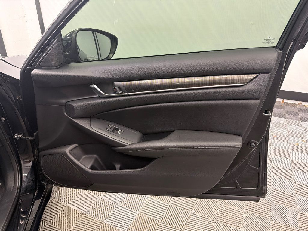 Used 2019 Honda Accord Sport image 15