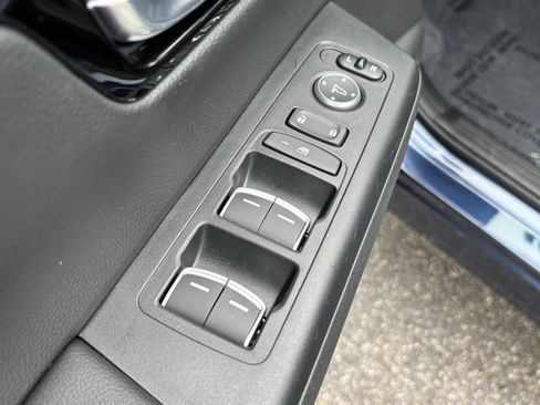 Used 2026 Honda CR-V EX-L image 16