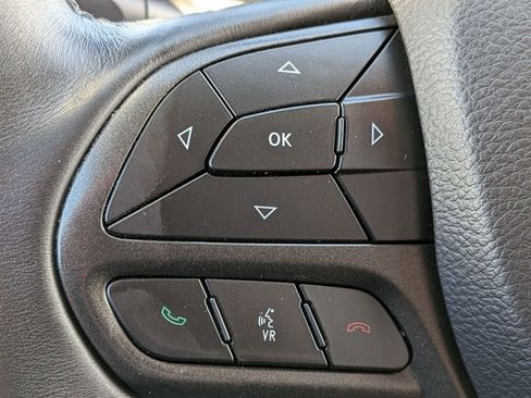 Used 2019 Jeep Cherokee Trailhawk w/ Cold Weather Group AWD/4WD image 20