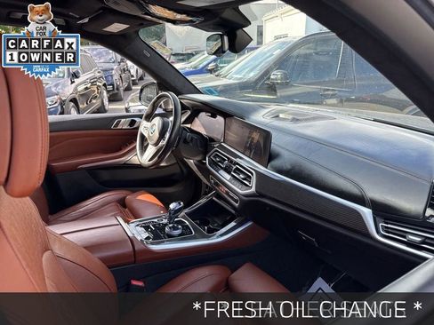 Used 2021 BMW X5 M50i w/ Executive Package image 12