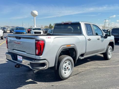 New 2026 GMC Sierra 2500 Pro image 6