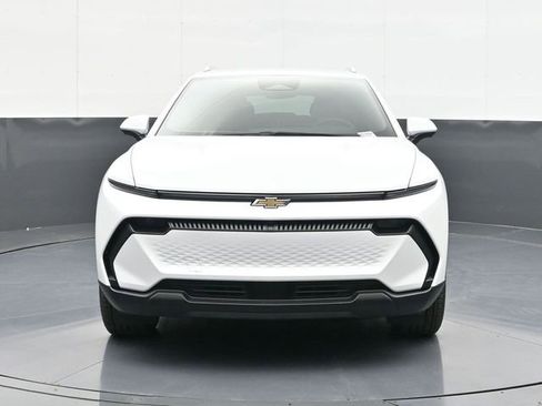 New 2026 Chevrolet Equinox EV LT FWD image 21