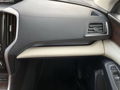 Used 2019 Subaru Ascent Touring w/ Popular Package #3 image 16