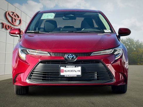 Certified 2026 Toyota Corolla LE image 8