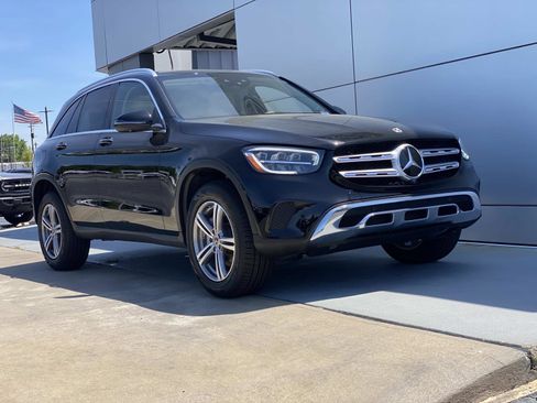 Used 2022 Mercedes-Benz GLC 300 4MATIC image 2