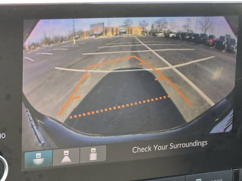 Certified 2023 Honda Accord EX image 6