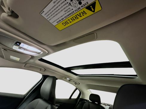 Used 2025 Volvo S60 B5 Core image 27