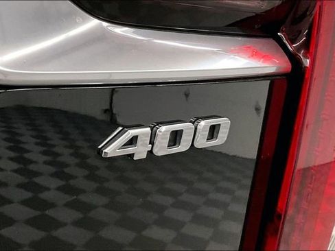 Used 2024 Cadillac XT6 Premium Luxury image 9