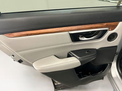 Used 2020 Honda CR-V EX-L image 27