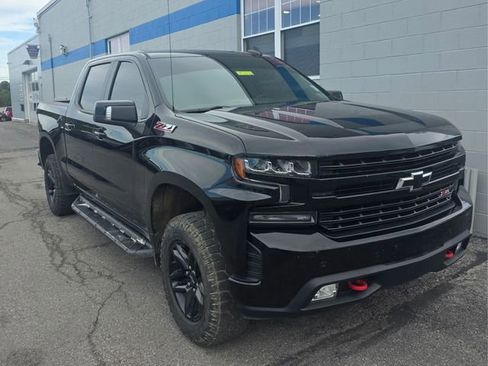 Used 2019 Chevrolet Silverado 1500 LT Trail Boss AWD/4WD image 3
