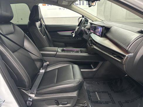 Used 2025 Nissan Murano SL AWD/4WD image 20