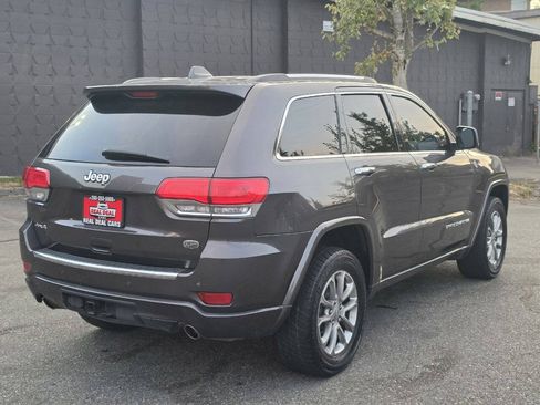 Used 2015 Jeep Grand Cherokee Overland w/ Advanced Technology Group AWD/4WD image 5