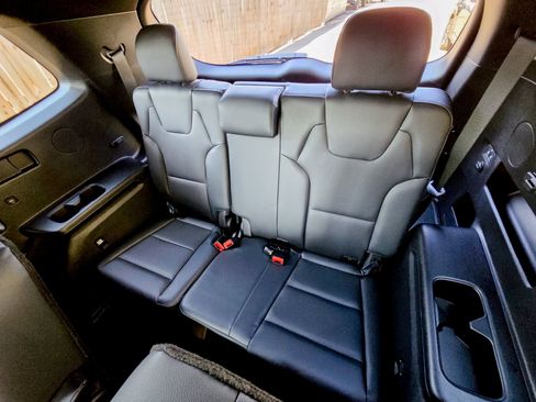 Used 2025 Kia Telluride EX X-Line image 35