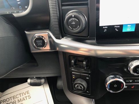 New 2025 Ford F150 Lariat w/ Equipment Group 502A High image 23