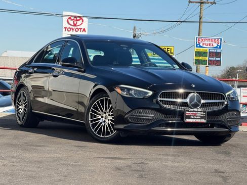 Used 2022 Mercedes-Benz C 300 4MATIC Sedan image 3