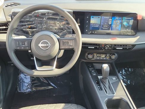 New 2026 Nissan Kicks SV w/ SV Premium Package image 5